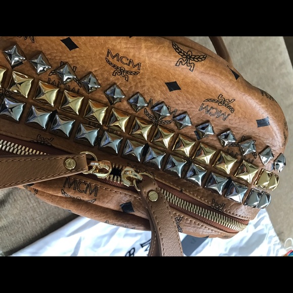 MCM XL Backpack with studs all around. - Picture 4 of 6